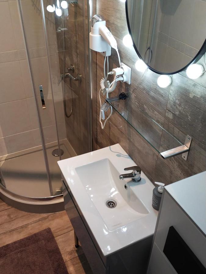 Apartamento Przy Rynku Duszniki Zdrój Exterior foto